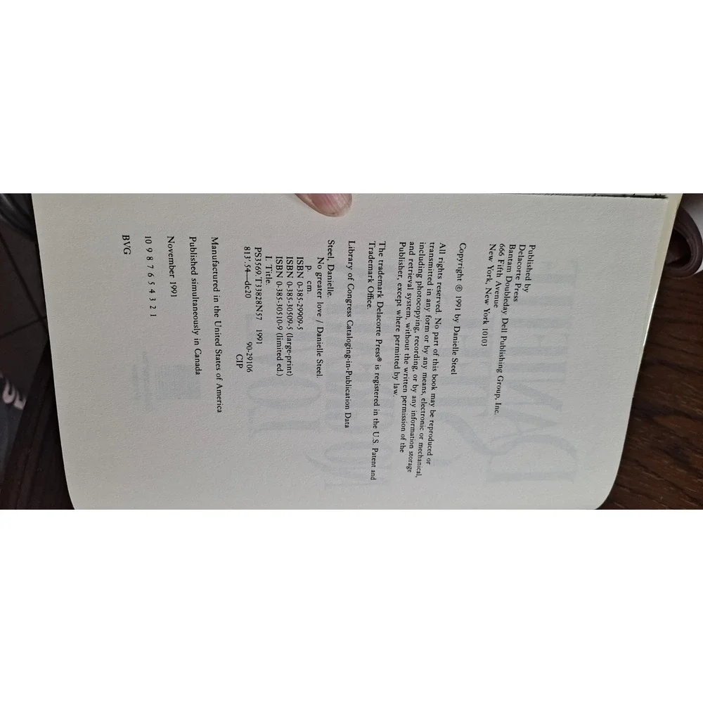 No Greater Love by Danielle Steel 1991‎ Hardcover/Dust Jacket